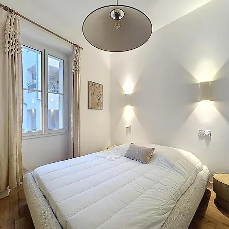 Apartment Effet - Neuf, Central, Port, Plage&palais, Clim