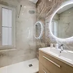 Apartment Effet - Neuf, Central, Port, Plage&palais, Clim